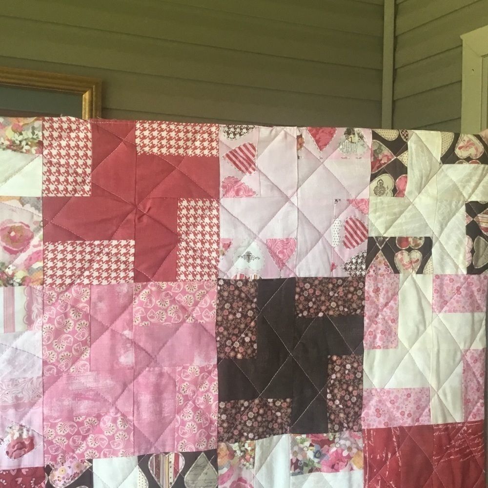 Handmade Quilt - Picture 5 of 9